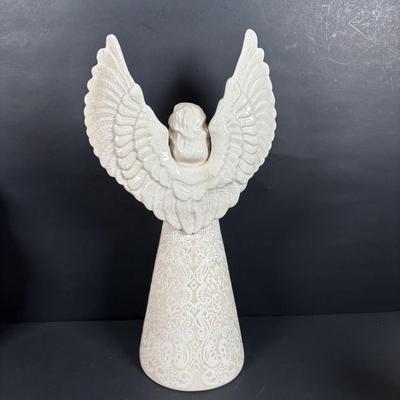 LOT 128: Holiday Angel Collection