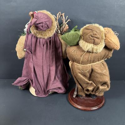 LOT 131: Home Decor Santa Collection