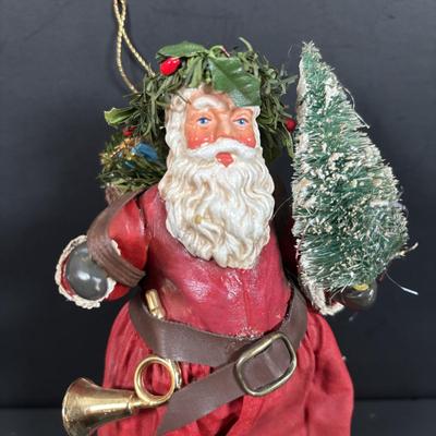 LOT 131: Home Decor Santa Collection