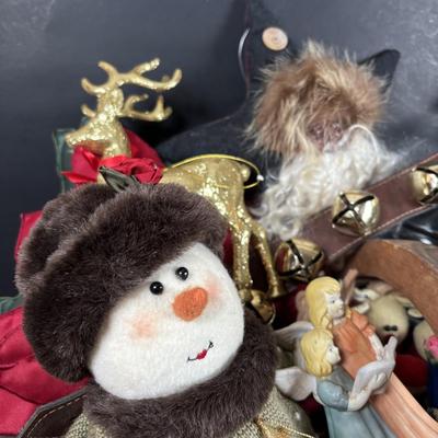 LOT 132: Basket Full of Christmas Decor: Snowmen, Ornaments Santa, Angels