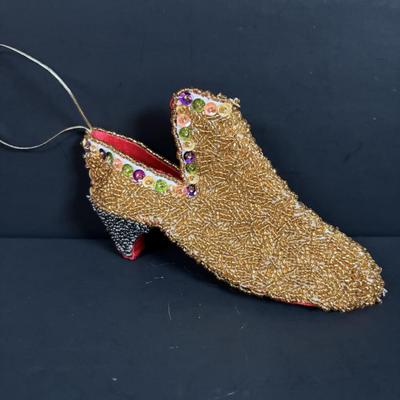 LOT 133: Holiday Ornament Collection: Vintage Pushpins, Beaded Slippers, Tassels