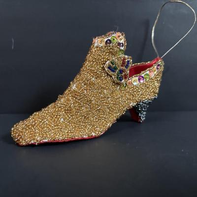LOT 133: Holiday Ornament Collection: Vintage Pushpins, Beaded Slippers, Tassels