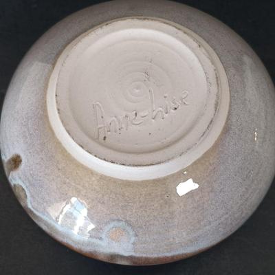 LOT 137: Anne-Hise Pottery Bowl, Winegar Stoneware Oil Lamp, Pottery Wall Pocket & More