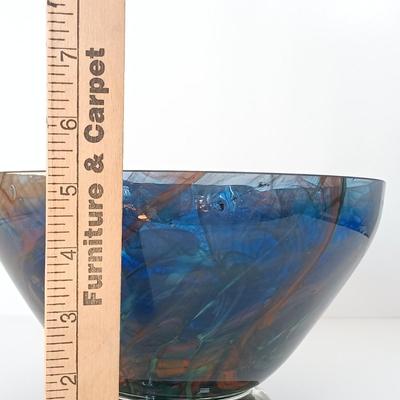 LOT 139: Makora Art Glass Bowl & Signed Deeble Etched Glass Bowl