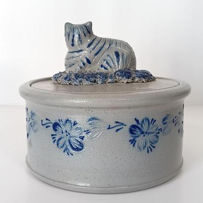 LOT 143: Eldreth Pottery Studio Stoneware Crock with Blue Glass Heart Trinket Box