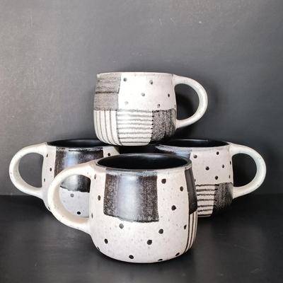 LOT 147: Crate & Barrel Brekkie Mugs with Pottery Jar