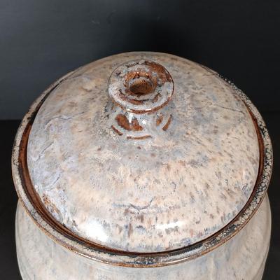 LOT 147: Crate & Barrel Brekkie Mugs with Pottery Jar