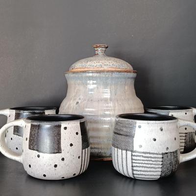 LOT 147: Crate & Barrel Brekkie Mugs with Pottery Jar