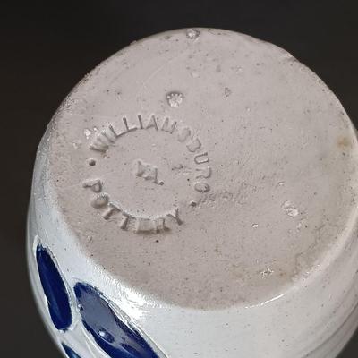 LOT 150: Williamsburg Pottery Vase, Jamestown Pottery Dish, Pottery Wall Pocket & More