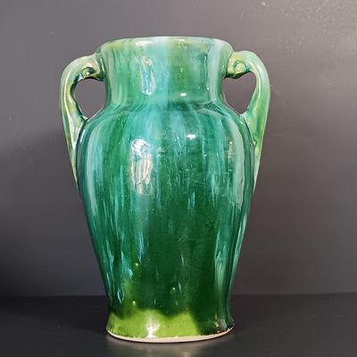 LOT 152: Bill Campbell Studios Signed Spiral Bowl, Rhoda Signed Art Plate & More