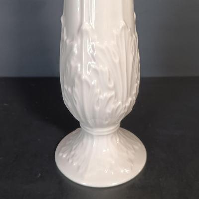 LOT 153: Lenox Collection- Beaded Tea Light, Symphony Divided Dish, Teardrop Serving Dish & More