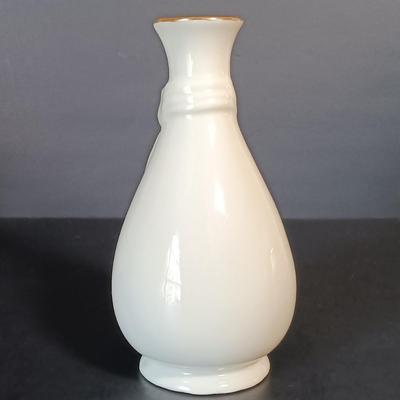 LOT 154: Lenox Violet Trinket Box, Royal Heritage Cameo Ribbon Vase, Lenox Groundhog & More