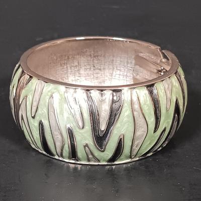 LOT 158: Numbered Perfume Bottle Print, Stone Bead Necklaces, Signed Wedgewood Trinket Box & More