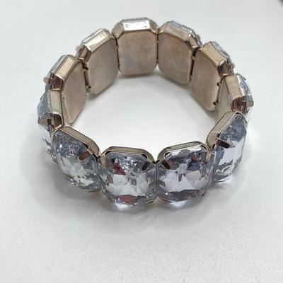 LOT 191: Vintage Eye Catching Bracelets - Weiss, Kiam Family and More