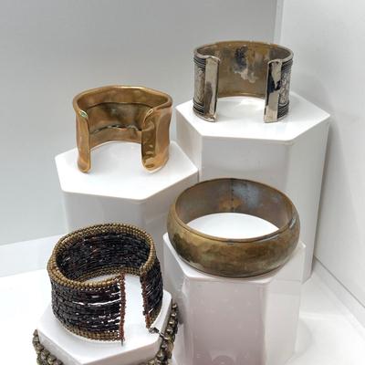 LOT 193: Vintage Bracelet Collection - Cuff, Bangle and Stretch Styles