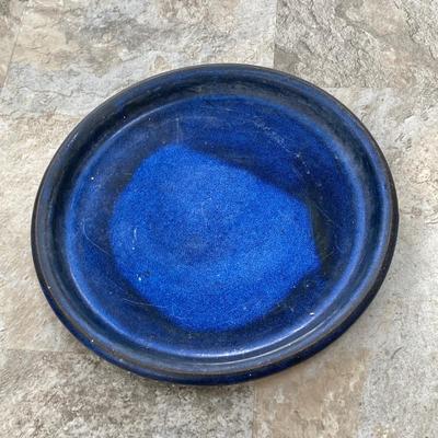 LOT 199: Wicker Accent / Patio Table with Live Aloe Plant, Pottery Fish and More