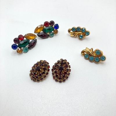LOT 205: Vintage Clip-on / Screw Back Earring Collection - Coro, Weiss, Vendome and More