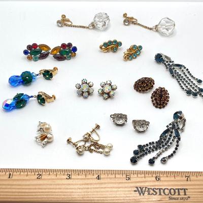 LOT 205: Vintage Clip-on / Screw Back Earring Collection - Coro, Weiss, Vendome and More