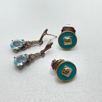 LOT 206: Vintage Jewelry Collection - Earrings, Pendants, Necklace Set and More