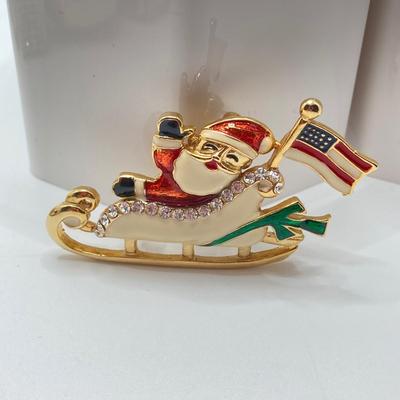 LOT 207: Awesome Collection of Christmas / Holiday Jewelry