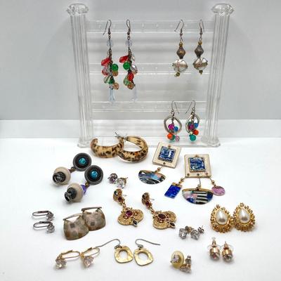 LOT 208: Vintage Pierced Earring Collection