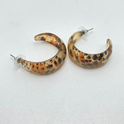 LOT 208: Vintage Pierced Earring Collection