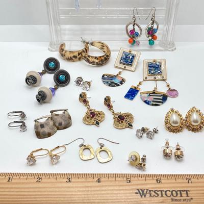 LOT 208: Vintage Pierced Earring Collection