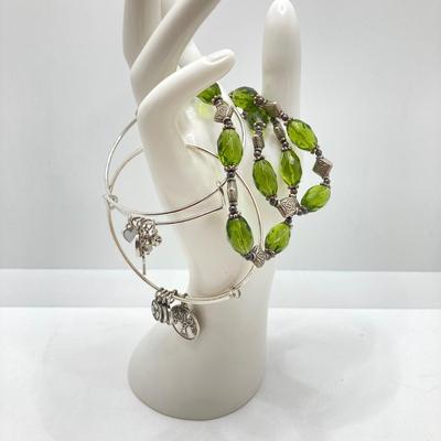 LOT 209: Collection of Vintage Bracelets / Necklaces - Sterling Included