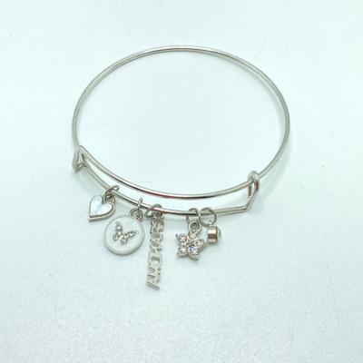 LOT 209: Collection of Vintage Bracelets / Necklaces - Sterling Included