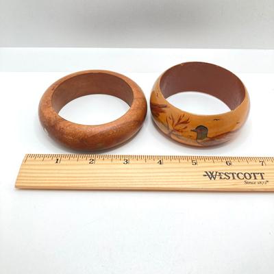 LOT 210: Wooden Jewelry Collection - Bracelets and Necklaces