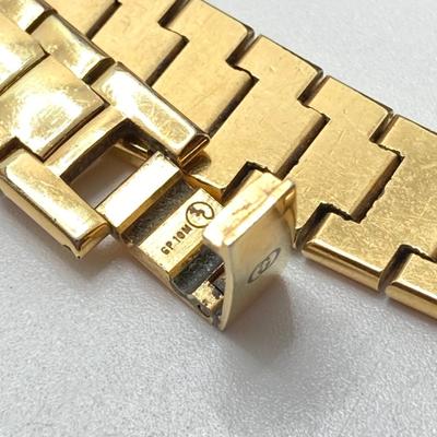 LOT 211: Gucci Swiss Made 3300 L GP 10M Watch