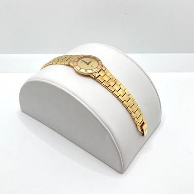 LOT 211: Gucci Swiss Made 3300 L GP 10M Watch