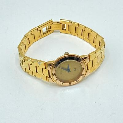 LOT 211: Gucci Swiss Made 3300 L GP 10M Watch