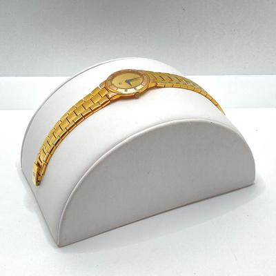 LOT 211: Gucci Swiss Made 3300 L GP 10M Watch