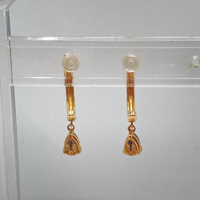 LOT 212: Vintage Sterling Jewelry Collection - Filigree Bracelet and Earrings