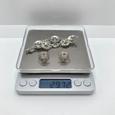 LOT 213: Sterling Silver Bracelet and Earrings Set - TW 29.72g