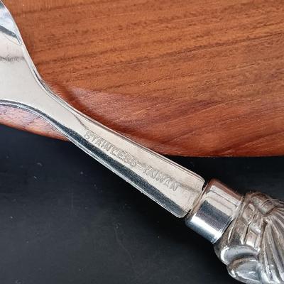 LOT 219: Vintage Barbara Demery Art Plate with Dansk Cheese Plate, 'Sharp' Cheese Knife & More