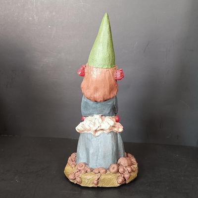 LOT 221: Collection of Picture Frames, Large Apple Candle & Tom Clark Studios 'Holly' Gnome