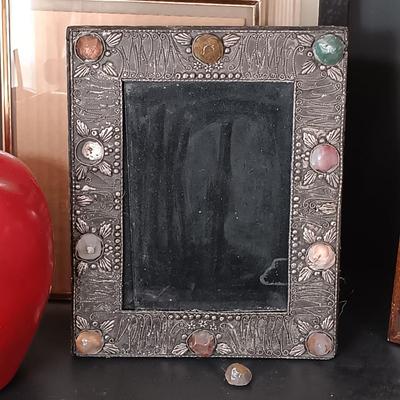 LOT 221: Collection of Picture Frames, Large Apple Candle & Tom Clark Studios 'Holly' Gnome