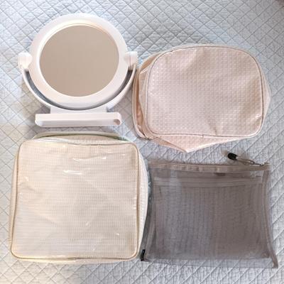 LOT 222: Home Decor Collection - NIP Cuddleduds Throw, Thirty One Tote, Elizabeth Arden Makeup Bag & More