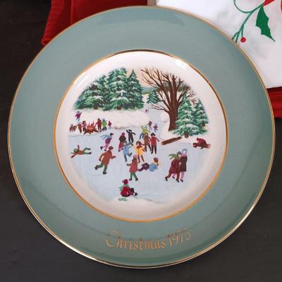 LOT 224: Williams Sonoma Twelve Days of Christmas Mugs, Lefton China Cardinal Basket, Jamestown China Creamer and Sugar Bowl & More