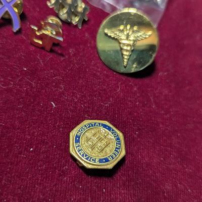 Assortment Of Medical Pins - St. Thomas Hospital Pin 4 grams #1