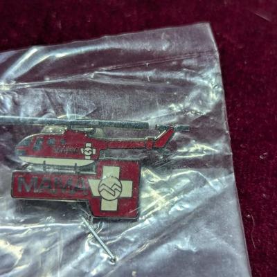 Assortment Of Medical Pins - St. Thomas Hospital Pin 4 grams #1