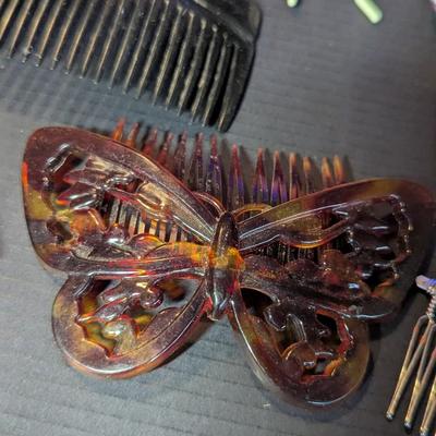 Vintage Hair Clips & Combs