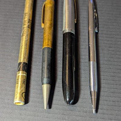 Cross Silver Chrome Ball Point Pen w/ Refills - Morrison Medium No. 7 - Jugo Weighted Pen