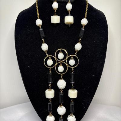 Vintage necklace & earrings