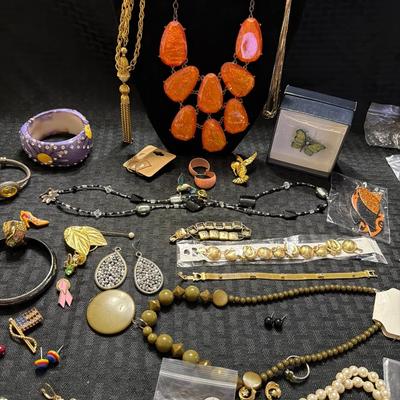 Sale Photo Thumbnail #130: Bracelets, Earrings, Clip and pierced Necklaces.