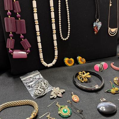 Sale Photo Thumbnail #140: Sara coventry, Italy 925, Vintage Jewelry 
earrings, pins, Necklaces.