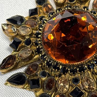 Vintage Original by Robert Brooch