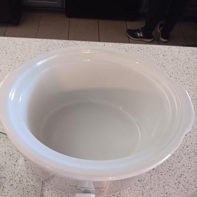 CROCK POT, FRYING BASKET AND A WOOD AND MARBLE CUTTING BOARD